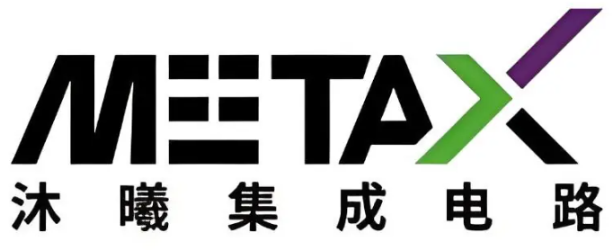 重庆3岁男童乘车坐前排险丢命 儿童